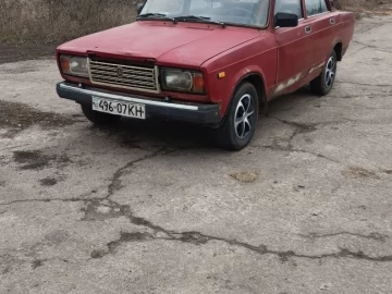 Авто ВАЗ 2107 1996 № 7456357