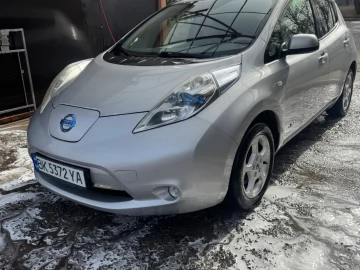 Авто Nissan Leaf 2011 № 7457578