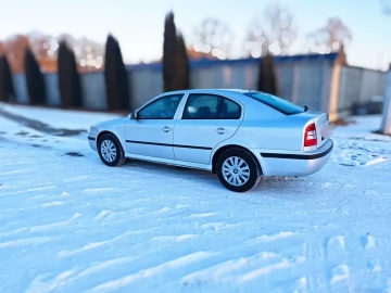 Авто Skoda Octavia 2004 № 7458147