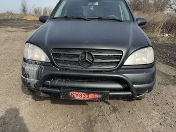 Авто Mercedes Ml Серия 2000 № 7458165
