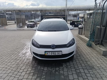 Авто Volkswagen Golf 2010 № 7458304