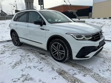 Авто Volkswagen Tiguan 2021 № 7459177