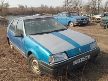 Авто Renault 19 1992 № 7459182