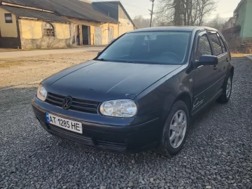 Авто Volkswagen Golf 1999 № 7459204