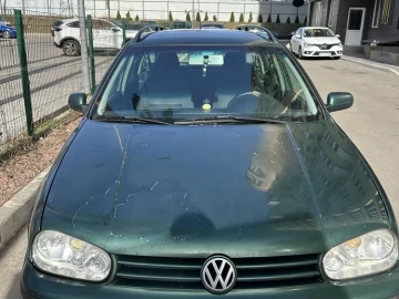 Авто Volkswagen Golf 2000 № 7459487