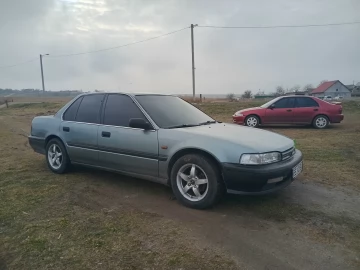 Авто Honda Accord 1993 № 7459532
