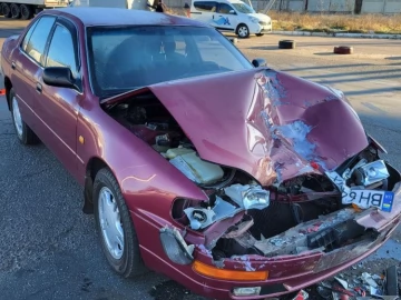 Авто Toyota Camry 1993 № 7459751