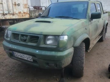 Авто Nissan Navara 1999 № 7459752