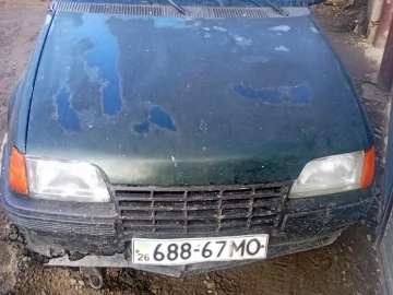 Авто Opel Kadett 1985 № 7459771