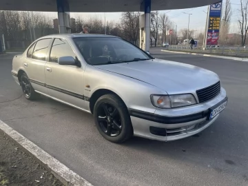 Авто Nissan Maxima 2000 № 7460688