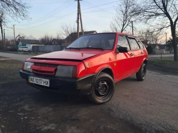 Авто ВАЗ 2109 1992 № 7460690