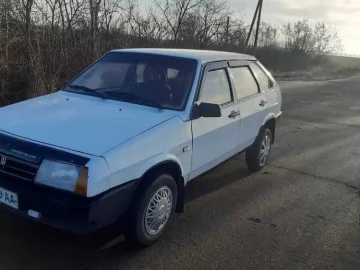 Авто ВАЗ 2109 1989 № 7460912