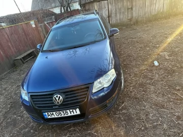 Авто Volkswagen Passat Sedan 2005 № 7461128