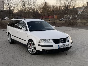 Авто Volkswagen Passat Variant 2001 № 7461323