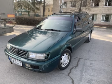 Авто Volkswagen Passat Variant 1996 № 7461703