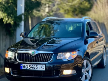 Авто Skoda Superb 2010 № 7463116