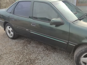 Авто Opel Vectra 1995 № 7463154