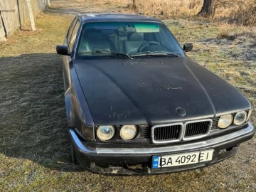 Авто BMW 7 Серия 1988 № 7463621