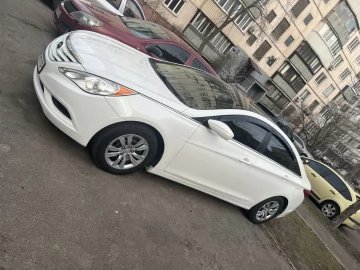 Авто Hyundai Sonata 2011 № 7465063