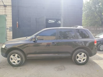 Авто Volkswagen Touareg 2006 № 7465148