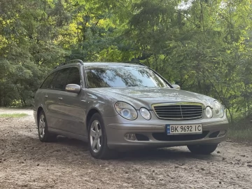 Авто Mercedes 220 2004 № 7467392