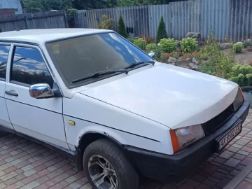 Авто ВАЗ 2109 1999 № 7467437