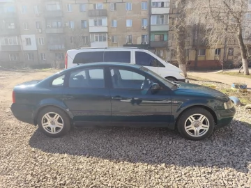 Авто Volkswagen Passat Sedan 1997 № 7467443