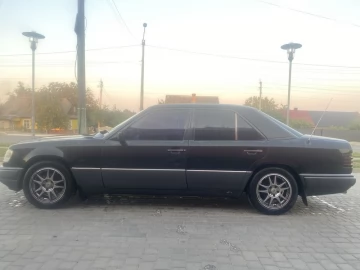 Авто Mercedes 200 1995 № 7468036