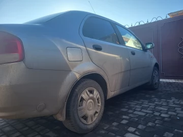Авто Chevrolet Aveo 2004 № 7468612