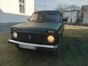 Авто ВАЗ 2121 1990 № 7471368
