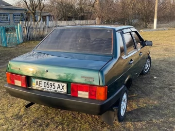 Авто ВАЗ 21099 1998 № 7471396