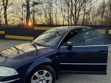 Авто Volkswagen Passat Sedan 2002 № 7471645