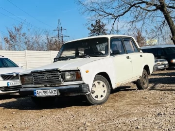 Авто ВАЗ 2107 1997 № 7472045