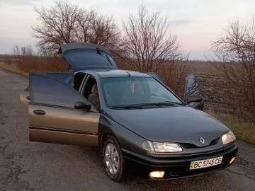 Авто Renault Laguna 1994 № 7472204