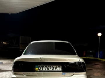 Авто Mazda 323 1985 № 7476130