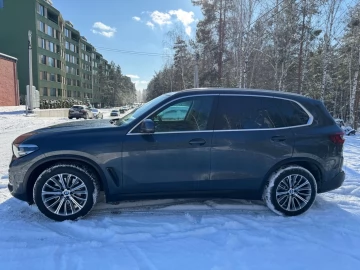 Авто BMW 5 Серия 2022 № 7476421