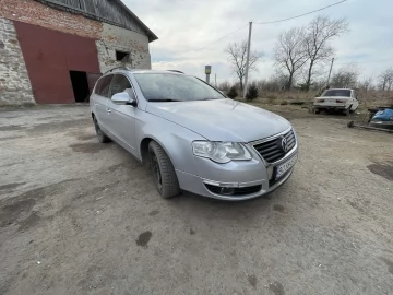 Авто Volkswagen Passat Variant 2006 № 7478086