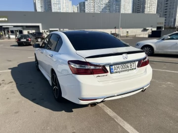 Авто Honda Accord 2016 № 7482049