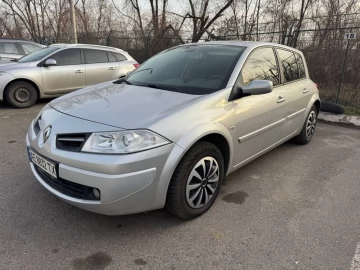 Авто Renault Megane 2009 № 7484008