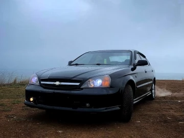 Авто Chevrolet Evanda 2005 № 7484265