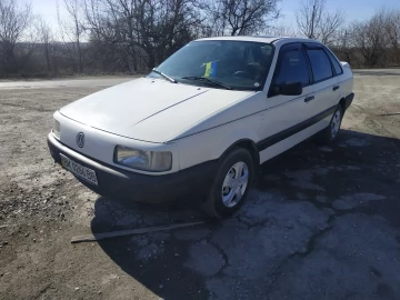 Авто Volkswagen Passat Sedan 1991 № 7484522