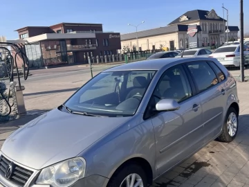 Авто Volkswagen Polo 2009 № 7485289
