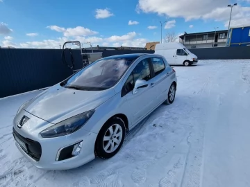 Авто Peugeot 308 2012 № 7485303