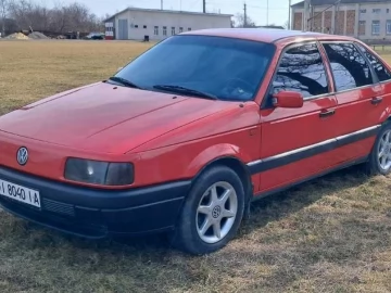 Авто Volkswagen Passat Sedan 1991 № 7486242