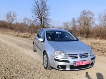 Авто Volkswagen Golf 2004 № 7486303