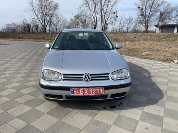 Авто Volkswagen Golf 2002 № 7486403