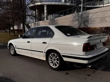 Авто BMW 5 Серия 1990 № 7486485