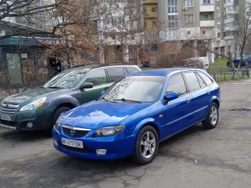 Авто Mazda 323 2002 № 7493092