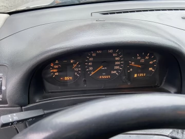 Авто Mercedes Ml Серия 2004 № 7493125