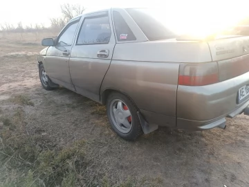 Авто ВАЗ 2110 2001 № 7493224